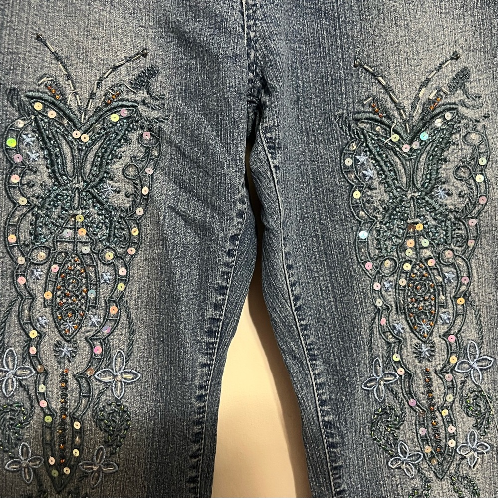 Y2K Embroidered Denim Flare Jeans - Picture 3 of 4